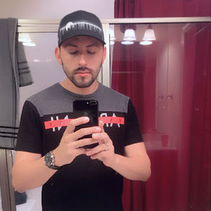 Meet your Posher, José